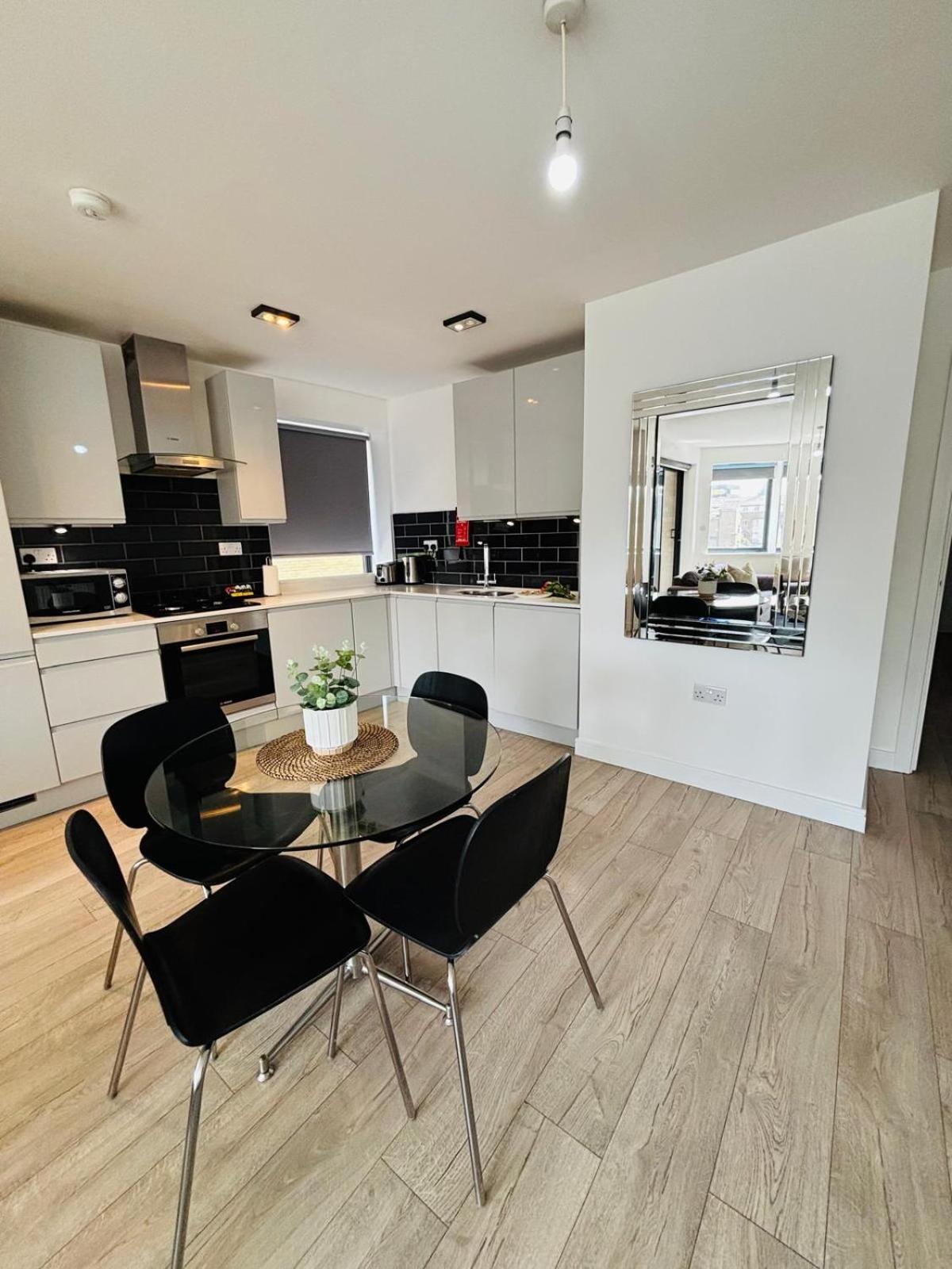 City Aldgate Apartments London Exterior foto