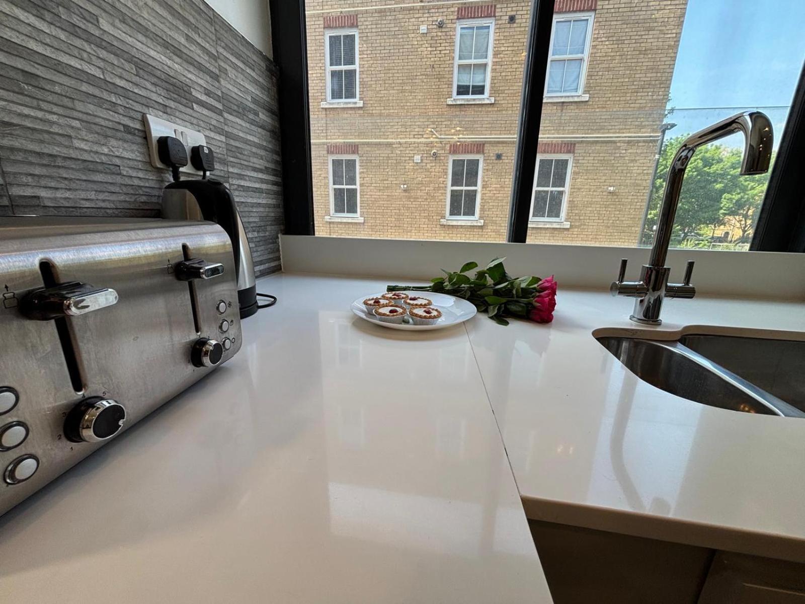 City Aldgate Apartments London Exterior foto